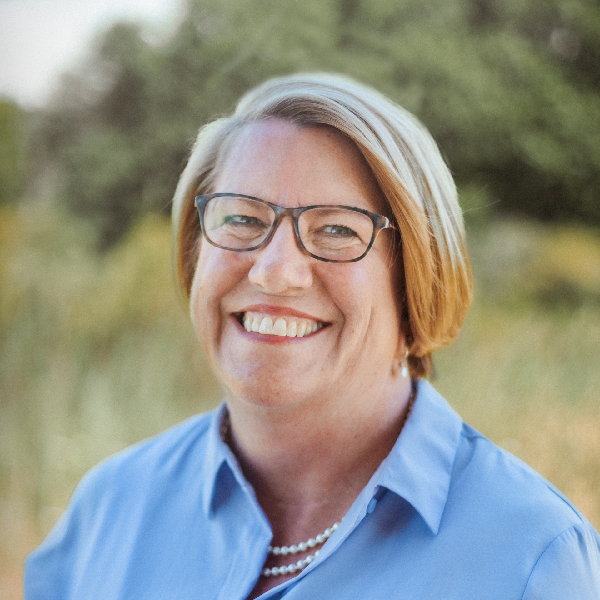 Headshot photography of Cindi Riemersma